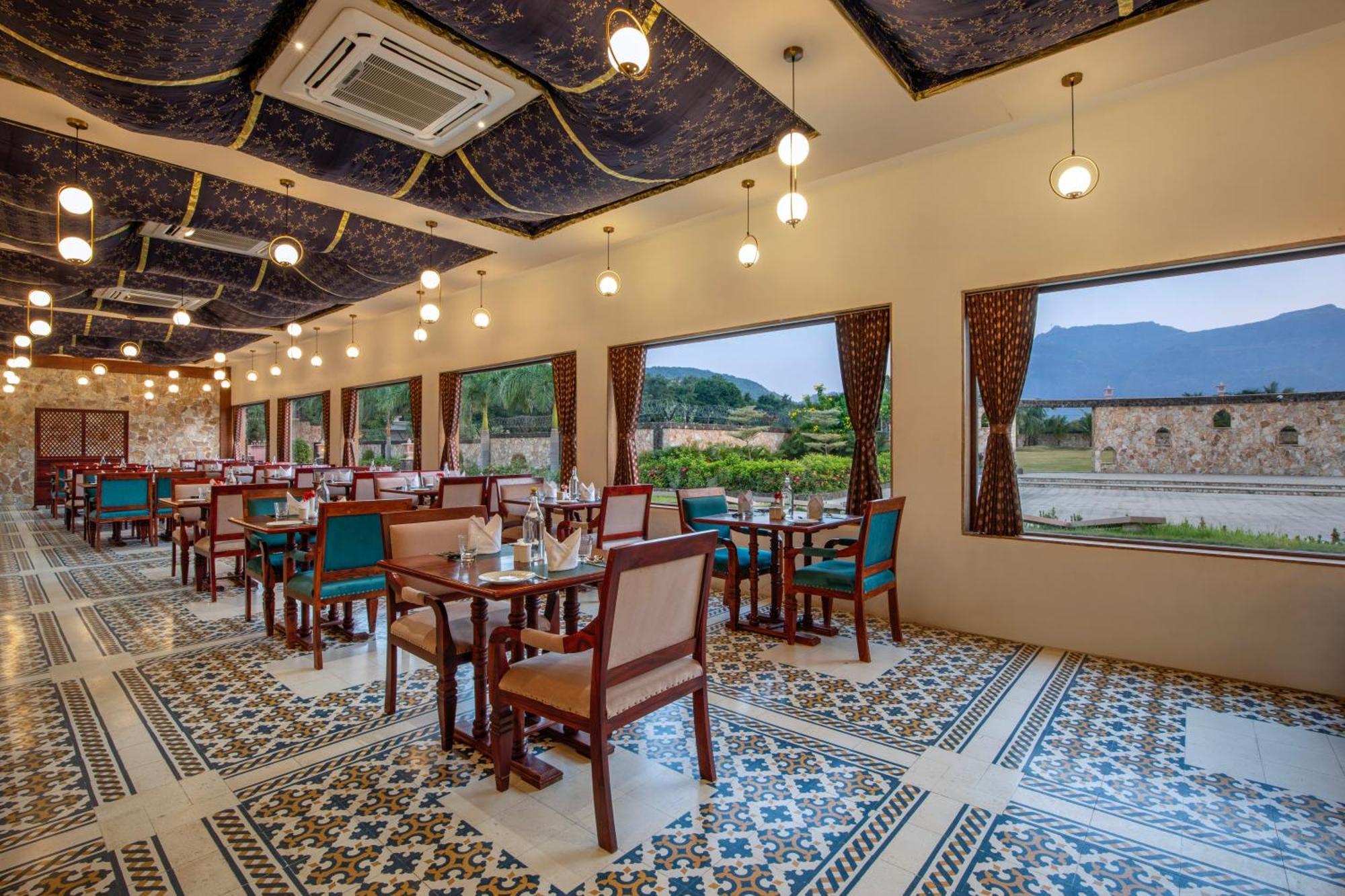 Vikrama Heritage Resort Pavagadh Halol Exterior photo