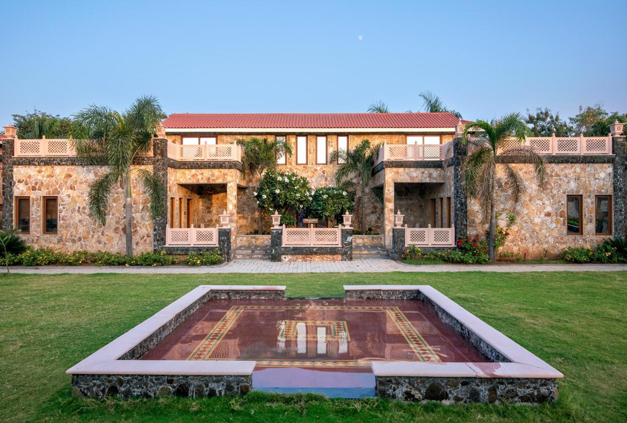 Vikrama Heritage Resort Pavagadh Halol Exterior photo